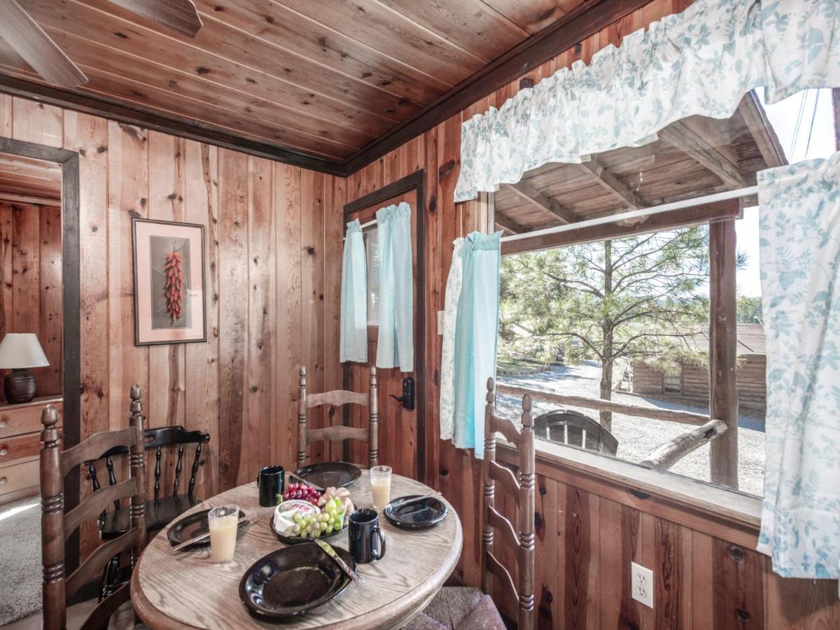 Tiny Two, 2 Bedrooms, Midtown, Sleeps 4 Ruidoso Eksteriør bilde