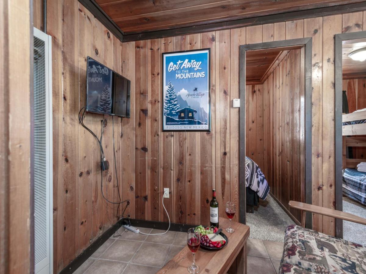 Tiny Two, 2 Bedrooms, Midtown, Sleeps 4 Ruidoso Eksteriør bilde