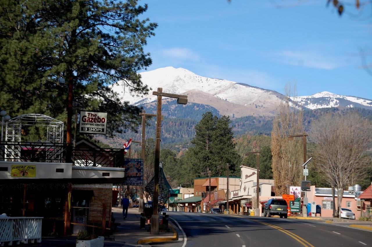 Tiny Two, 2 Bedrooms, Midtown, Sleeps 4 Ruidoso Eksteriør bilde